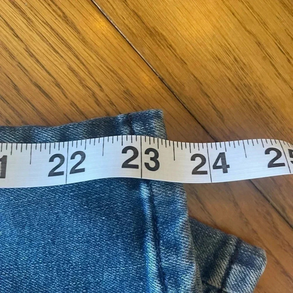Nine West Blue Jeans Christie Capri Size 12 EUC! Bin B - Picture 2 of 6